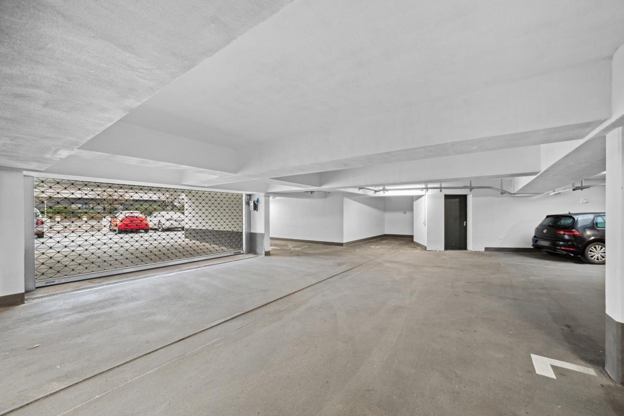 באיירוט Sali Homes Spacious Apartment With Terrace In City Center מראה חיצוני תמונה